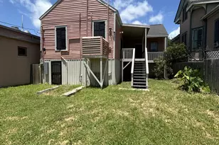 1319 Postoffice, Galveston, TX 77550 - Photo 21