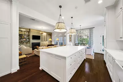 27 Wingspan Drive, The Woodlands, TX 77381 - Photo 15