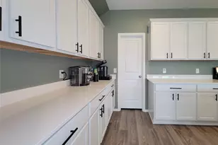 9319 Pavonia Fawn Dr, Baytown, TX 77521 - Photo 17