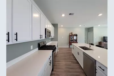 9319 Pavonia Fawn Drive, Baytown, TX 77521 - Photo 17