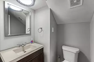 402 Tuam St, Houston, TX 77006 - Photo 13