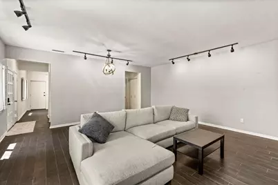 402 Tuam Street #7, Houston, TX 77006 - Photo 7