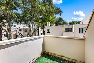 402 Tuam St, Houston, TX 77006 - Photo 19