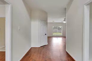 4510 Chestnut Meadow Dr, Sugar Land, TX 77479 - Photo 3