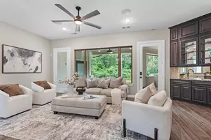 19332 Chateau Ridge Ct, Tomball, TX 77377 - Photo 9