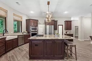 19332 Chateau Ridge Ct, Tomball, TX 77377 - Photo 13