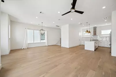 1747 Ojeman Spring Lane, Houston, TX 77055 - Photo 5
