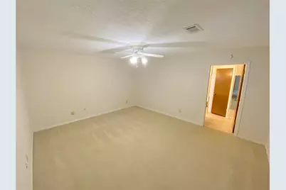 15102 Lakeview Dr, Jersey Village, TX 77040 - Photo 25