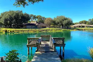 15102 Lakeview Dr, Jersey Village, TX 77040 - Photo 33