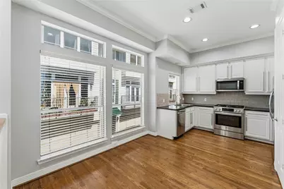 1332 Fairview Avenue, Houston, TX 77006 - Photo 13