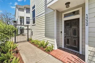 1332 Fairview Ave, Houston, TX 77006 - Photo 3