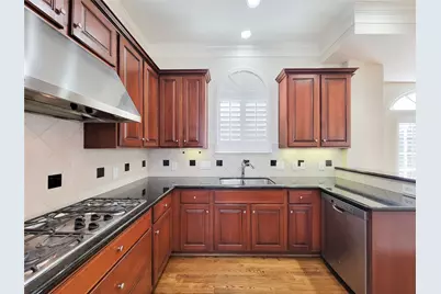 2614 Wroxton Road, West University Place, TX 77005 - Photo 15