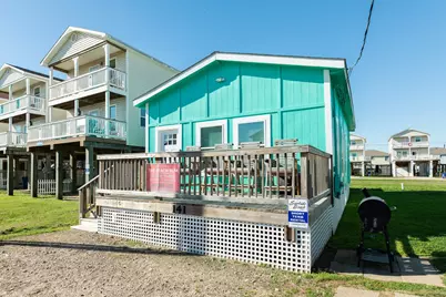 141 Howard Avenue, Surfside Beach, TX 77541 - Photo 3