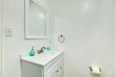 141 Howard Avenue, Surfside Beach, TX 77541 - Photo 23