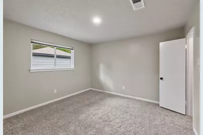 1915 Seven Oaks Drive, Kingwood, TX 77339 - Photo 25