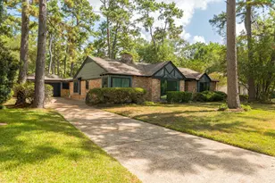 1915 7 Oaks Dr, Kingwood, TX 77339 - Photo 1
