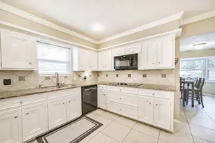 11730 Cypresswood Dr, Houston, TX 77070 - Photo 11