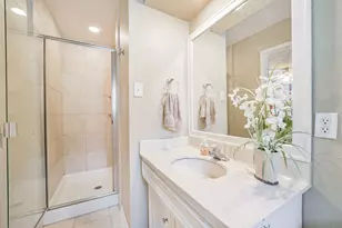 11730 Cypresswood Dr, Houston, TX 77070 - Photo 35