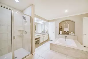 11730 Cypresswood Dr, Houston, TX 77070 - Photo 31