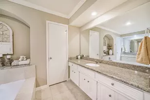 11730 Cypresswood Dr, Houston, TX 77070 - Photo 29