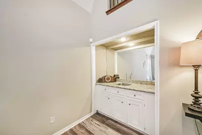 11730 Cypresswood Drive, Houston, TX 77070 - Photo 9