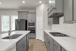 328 Rise Ln, Montgomery, TX 77316 - Photo 15