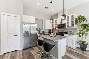 405 Stoneworks Garden Ln Ln, Houston, TX 77076 - Photo 9