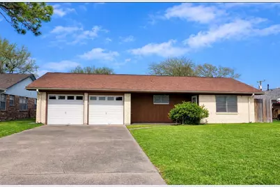 2814 12th Avenue N, Texas City, TX 77590 - Photo 1