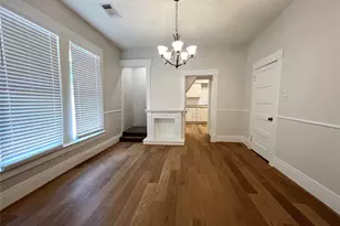 421 E Myrtle St, Angleton, TX 77515 - Photo 5