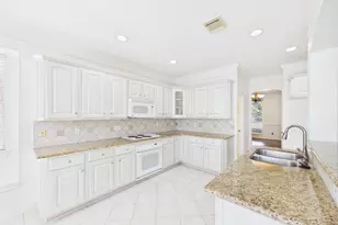 5407 Lake Pl Dr, Houston, TX 77041 - Photo 17