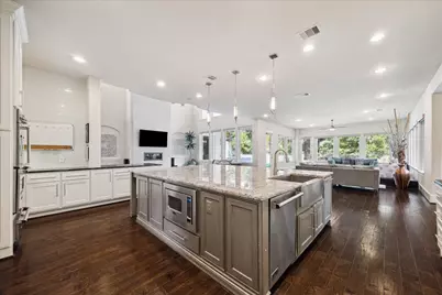 79 Amber Hollow Court, Sugar Land, TX 77479 - Photo 15