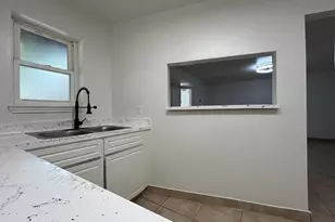 1010 S Wayside Dr, Houston, TX 77023 - Photo 39