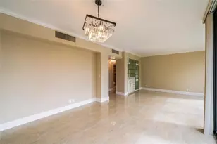 1111 Bering Dr, Houston, TX 77057 - Photo 5