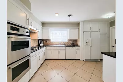 2318 Ansbury Drive, Houston, TX 77018 - Photo 7