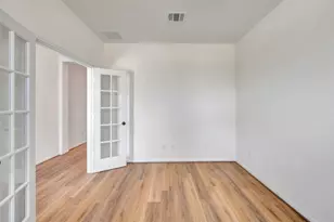 21915 Laurel Cherry Ct, Waller, TX 77484 - Photo 5