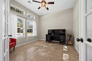 11302 Misty Willow Ln, Tomball, TX 77375 - Photo 5