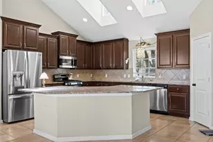 11302 Misty Willow Ln, Tomball, TX 77375 - Photo 7