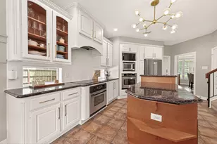 9619 Silver Birch Ct, Missouri City, TX 77459 - Photo 11