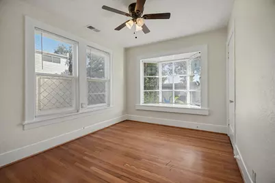 2323 Park Street #4, Houston, TX 77019 - Photo 3