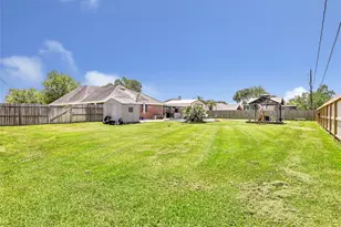 5810 Dixie Ln, Baytown, TX 77523 - Photo 39