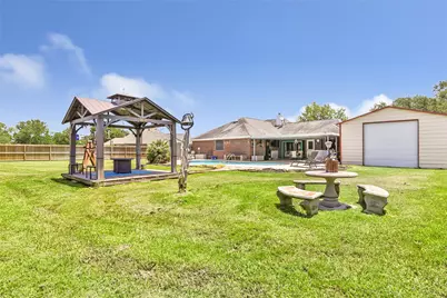 5810 Dixie Lane, Baytown, TX 77523 - Photo 37