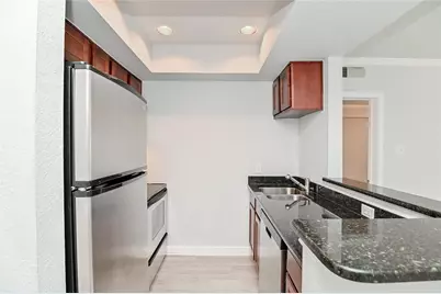 4515 Briar Hollow Place Drive #112, Houston, TX 77027 - Photo 5