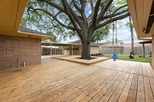 4510 Creekbend Dr, Houston, TX 77035 - Photo 37