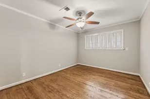 4510 Creekbend Dr, Houston, TX 77035 - Photo 25