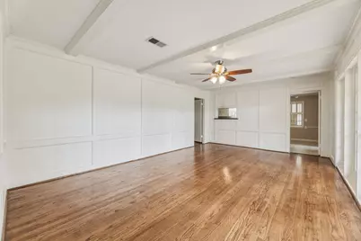 4510 Creekbend Drive, Houston, TX 77035 - Photo 7
