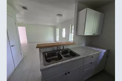 434 Long Street, West Columbia, TX 77486 - Photo 5