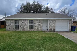 434 Long St, West Columbia, TX 77486 - Photo 1