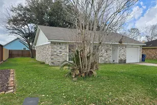 434 Long St, West Columbia, TX 77486 - Photo 3