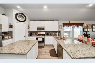 15527 Abbotshall Bend Drive, Humble, TX 77346 - Photo 5