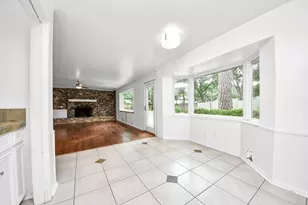 5807 Foresthaven Dr, Houston, TX 77066 - Photo 11